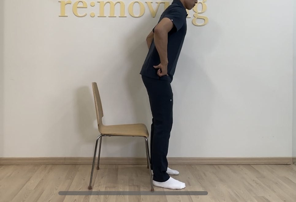앉고 일어설 때 무릎 통증 줄이는 바른 자세법